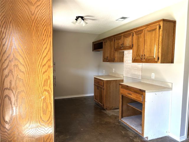 1104 Meadow Drive, Athens, TX 75751