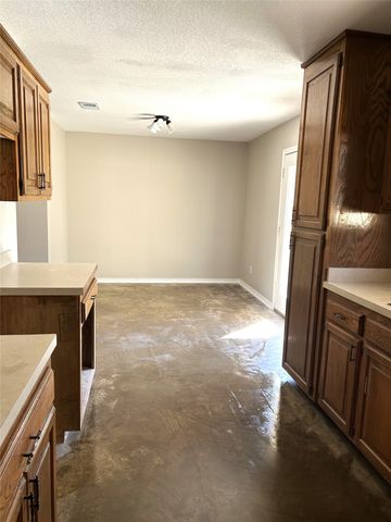 1104 Meadow Drive, Athens, TX 75751