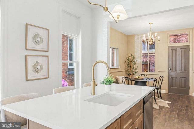 233 BOAS ST, Harrisburg, PA 17102