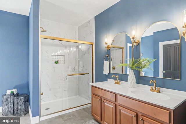 233 BOAS ST, Harrisburg, PA 17102