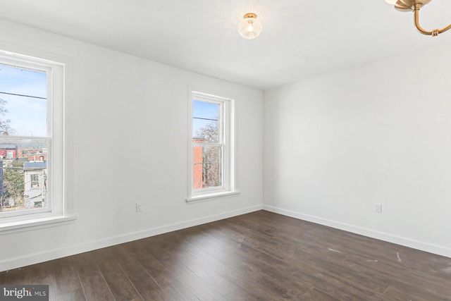 233 BOAS ST, Harrisburg, PA 17102