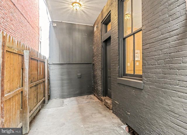 233 BOAS ST, Harrisburg, PA 17102