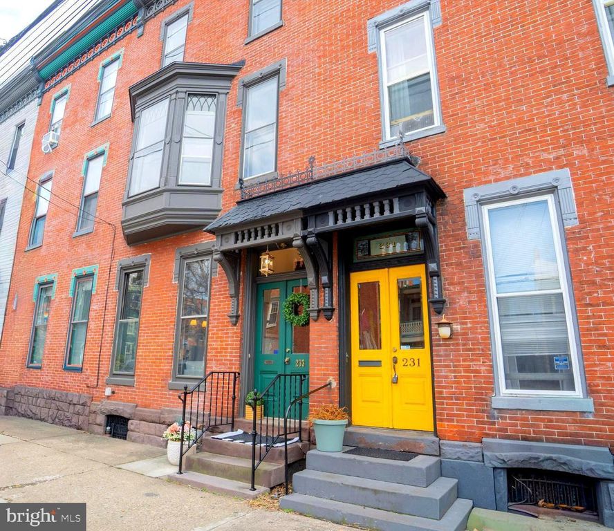 233 BOAS ST, Harrisburg, PA 17102