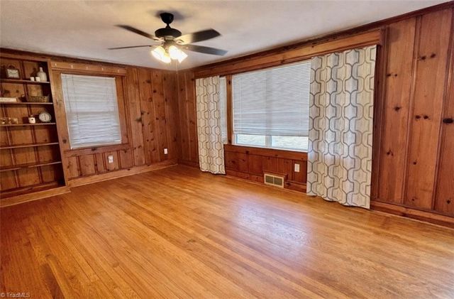 1143 N County Home Road, Lexington, NC 27292