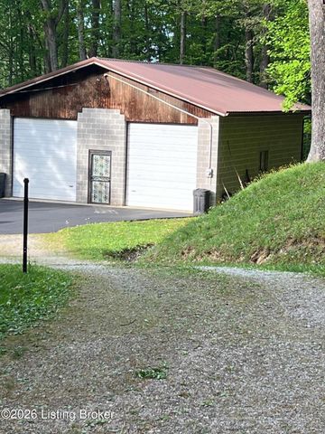 373 Green Valley Dr, Lebanon Junction, KY 40150