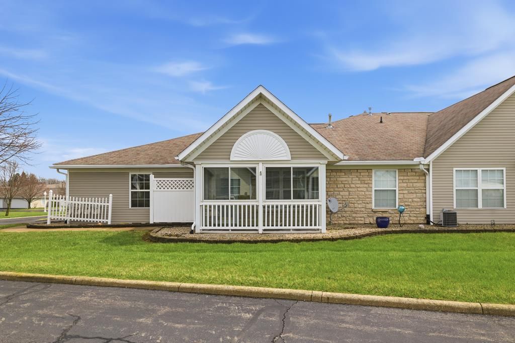 699 Scott Dr, Ontario, OH 44906