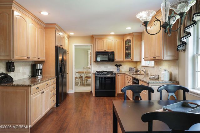 61 Woodhollow Road, Colts Neck, NJ 07722