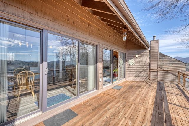 500 Marina Road, Murphy, NC 28906