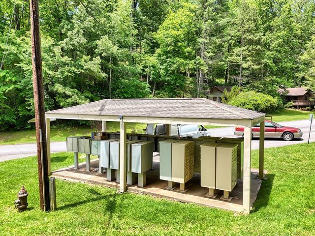 500 Marina Road, Murphy, NC 28906