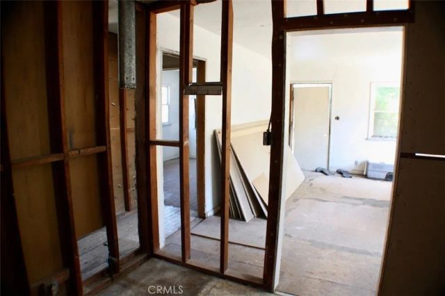 5739 Hazeltine, Van Nuys, CA 91401