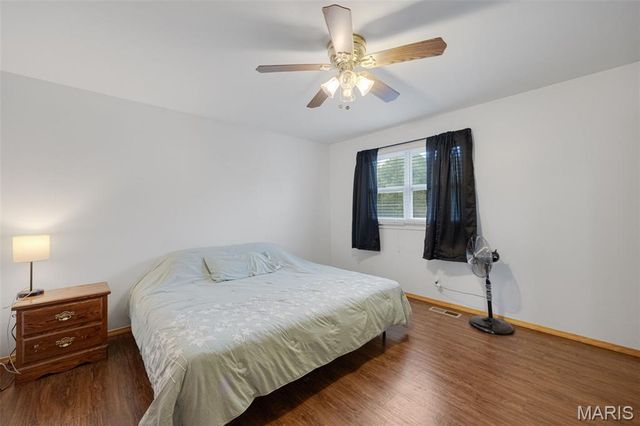 702 S School, Desloge, MO 63601