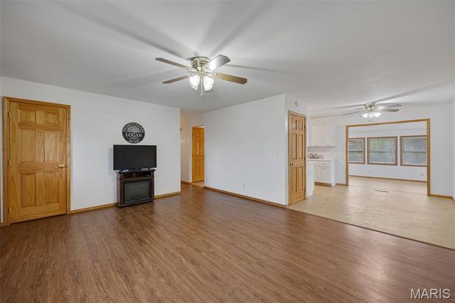 702 S School, Desloge, MO 63601