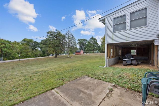 702 S School, Desloge, MO 63601