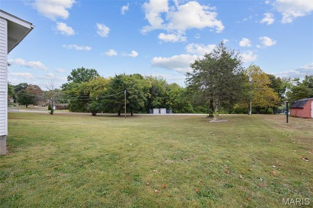 702 S School, Desloge, MO 63601