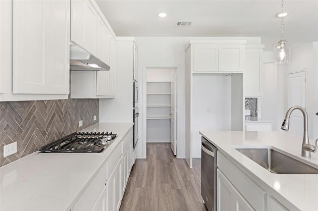 1732 Everglades Drive, Forney, TX 75126