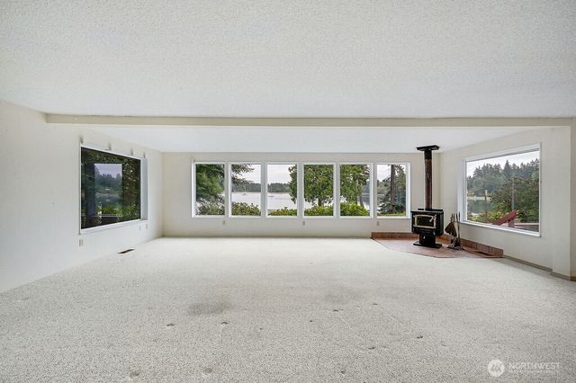 261 Verner Avenue, Port Ludlow, WA 98365
