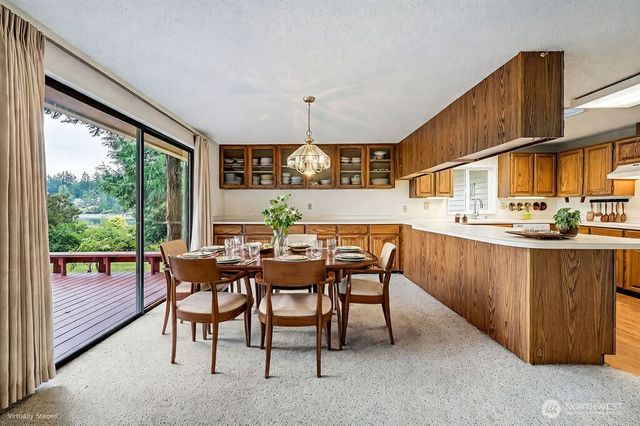 261 Verner Avenue, Port Ludlow, WA 98365