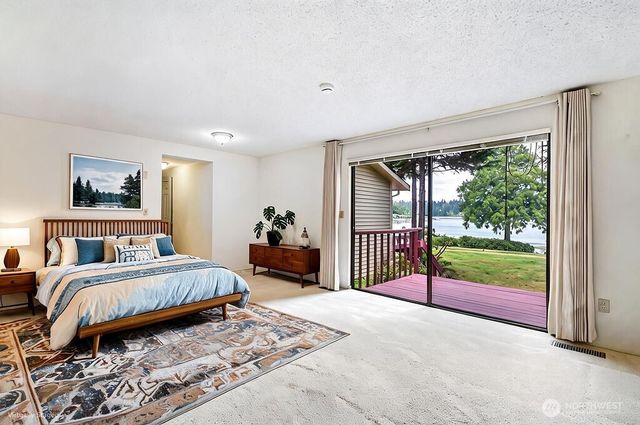 261 Verner Avenue, Port Ludlow, WA 98365