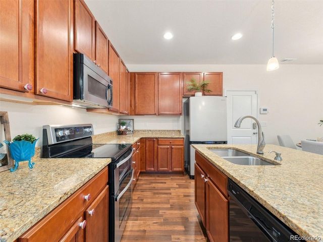 15526 W 64th Loop D, Arvada, CO 80007