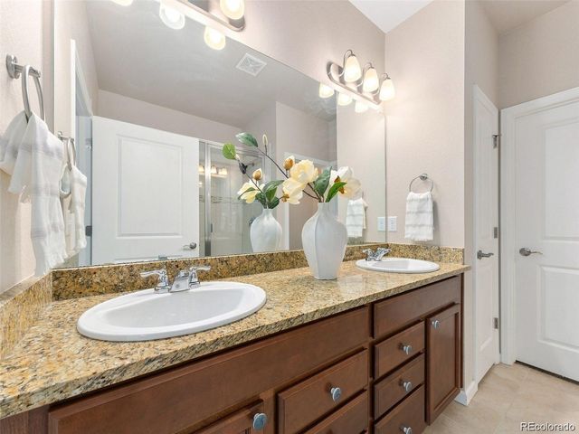 15526 W 64th Loop D, Arvada, CO 80007