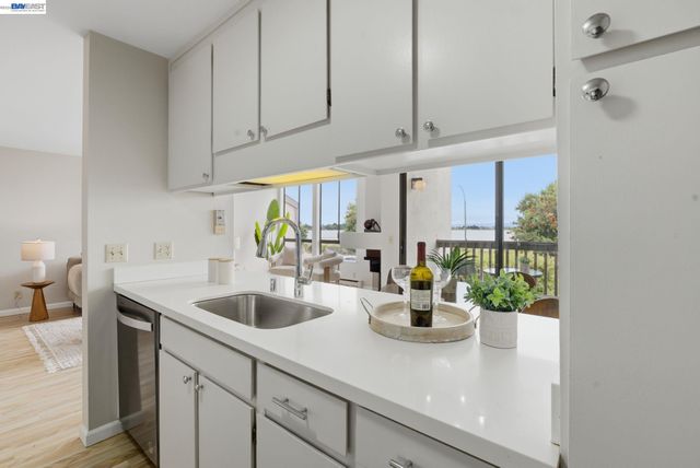 2101 Shoreline Dr 299, Alameda, CA 94501