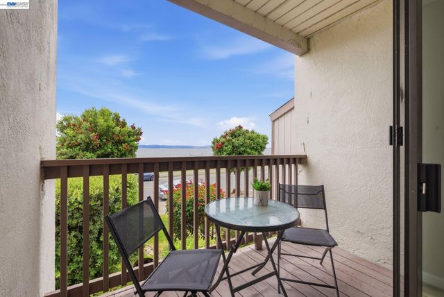 2101 Shoreline Dr 299, Alameda, CA 94501