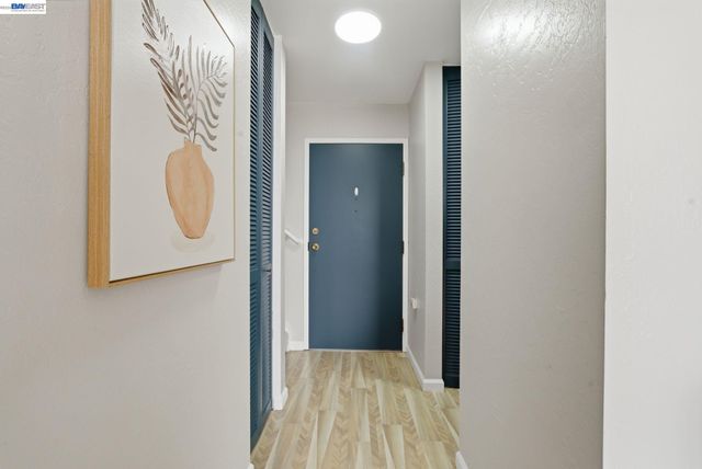 2101 Shoreline Dr 299, Alameda, CA 94501