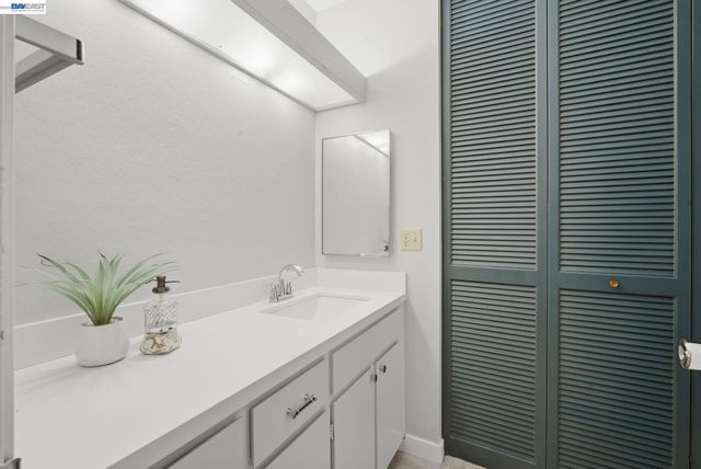 2101 Shoreline Dr 299, Alameda, CA 94501
