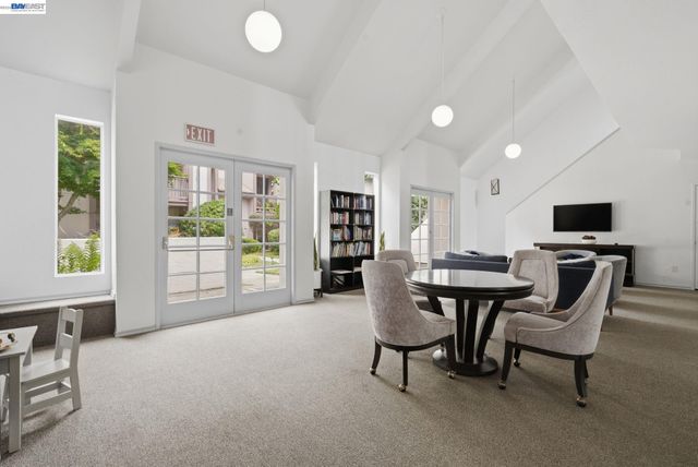 2101 Shoreline Dr 299, Alameda, CA 94501