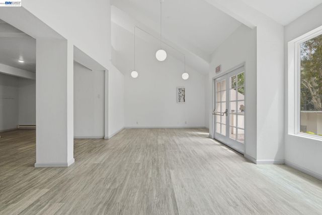 2101 Shoreline Dr 299, Alameda, CA 94501