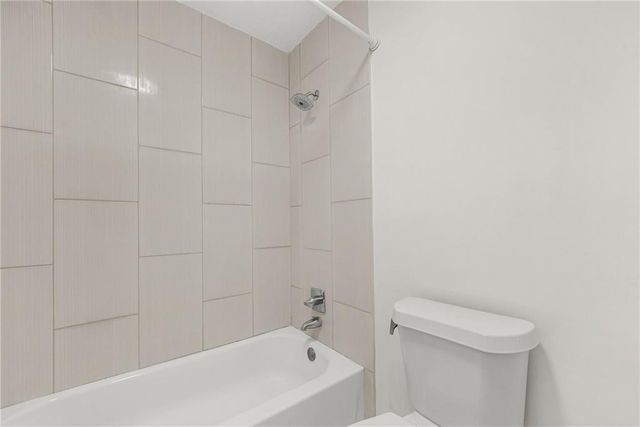 1469 W Rock Court, Stone Mountain, GA 30088