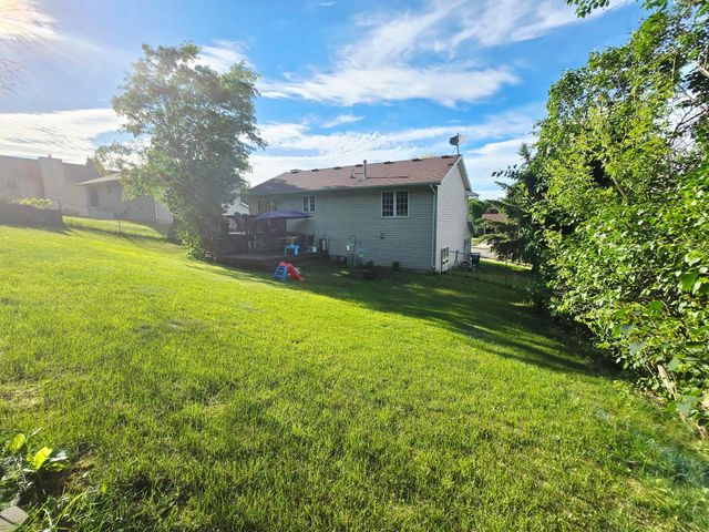 2640 59th Street NW, Rochester, MN 55901