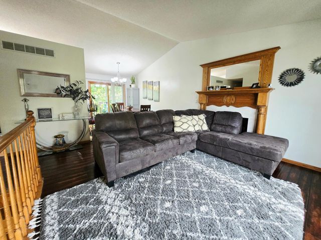 2640 59th Street NW, Rochester, MN 55901