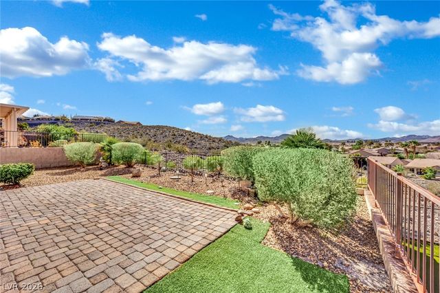 3073 Brownbirds Nest Drive, Henderson, NV 89052