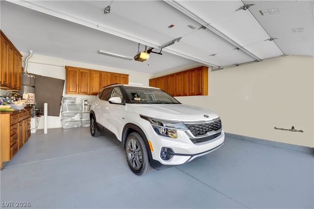 3073 Brownbirds Nest Drive, Henderson, NV 89052