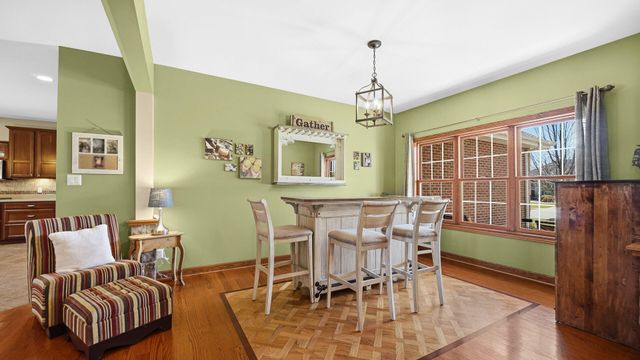 9784 Jack Drive, St. John, IN 46373