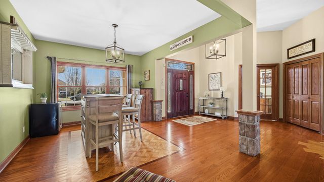 9784 Jack Drive, St. John, IN 46373