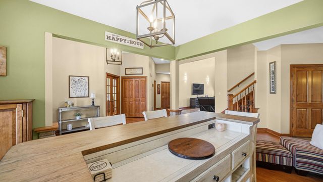 9784 Jack Drive, St. John, IN 46373