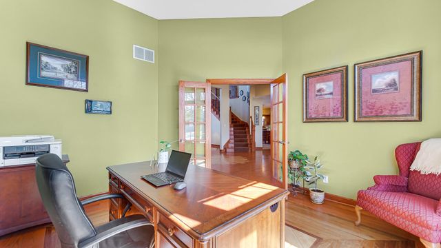 9784 Jack Drive, St. John, IN 46373