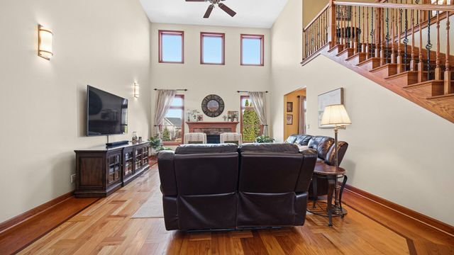 9784 Jack Drive, St. John, IN 46373