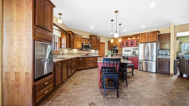 9784 Jack Drive, St. John, IN 46373