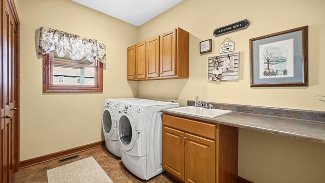 9784 Jack Drive, St. John, IN 46373