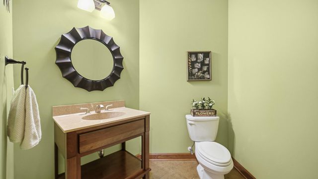 9784 Jack Drive, St. John, IN 46373