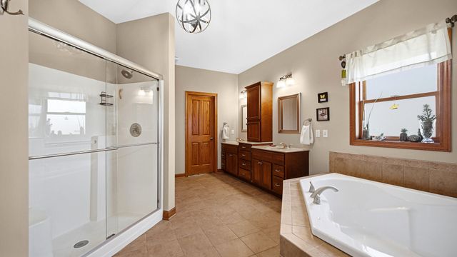 9784 Jack Drive, St. John, IN 46373