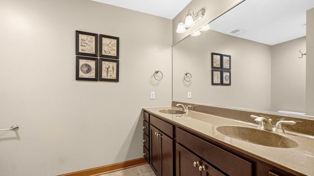 9784 Jack Drive, St. John, IN 46373