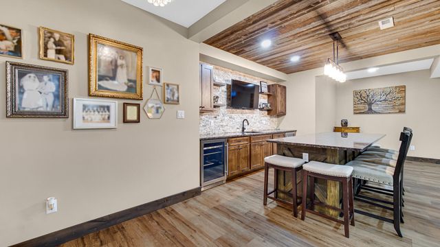 9784 Jack Drive, St. John, IN 46373