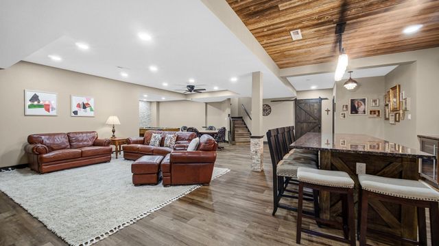 9784 Jack Drive, St. John, IN 46373