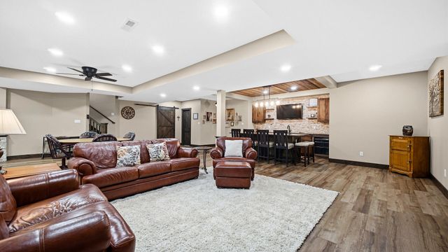 9784 Jack Drive, St. John, IN 46373