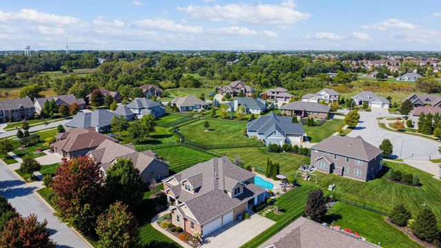 9784 Jack Drive, St. John, IN 46373