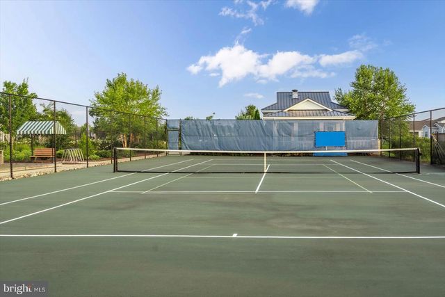 920 MOORINGS CIR #6, Stevensville, MD 21666